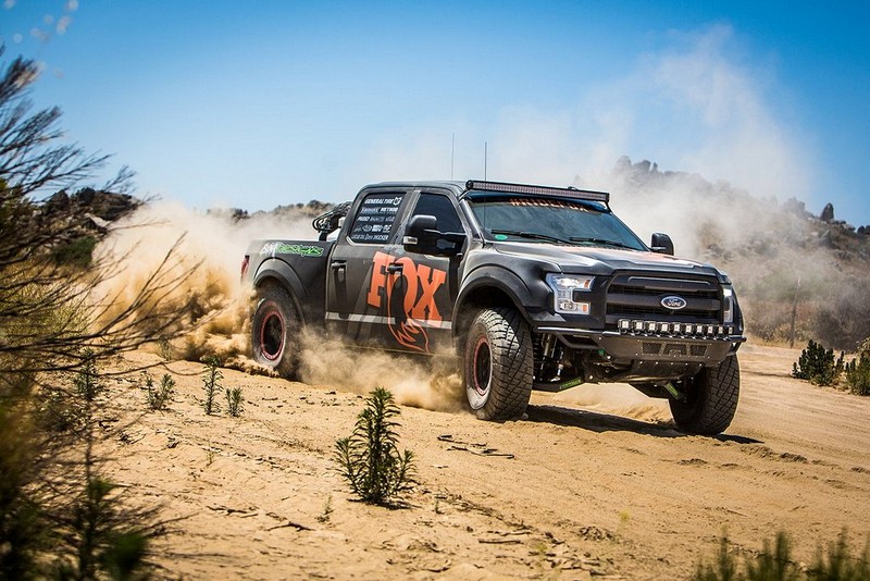 Fox Performance Series 2.0 Smooth Body IFP Shock