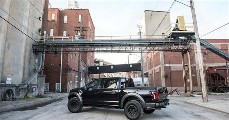 corsa_performance_3_0_catback_exhaust_dual_rear_exit_with_single_5_0_black_cerakote_straight_cut_tips_ford_raptor_2017_2019_02