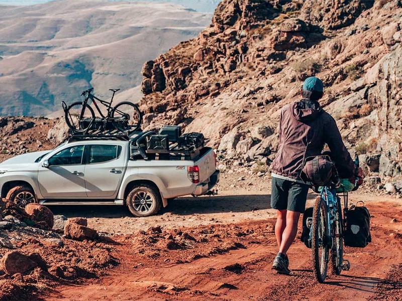 front_runner_pickup_truck_slimline_ii_load_bed_rack_kit_1255w_x_1762l_04